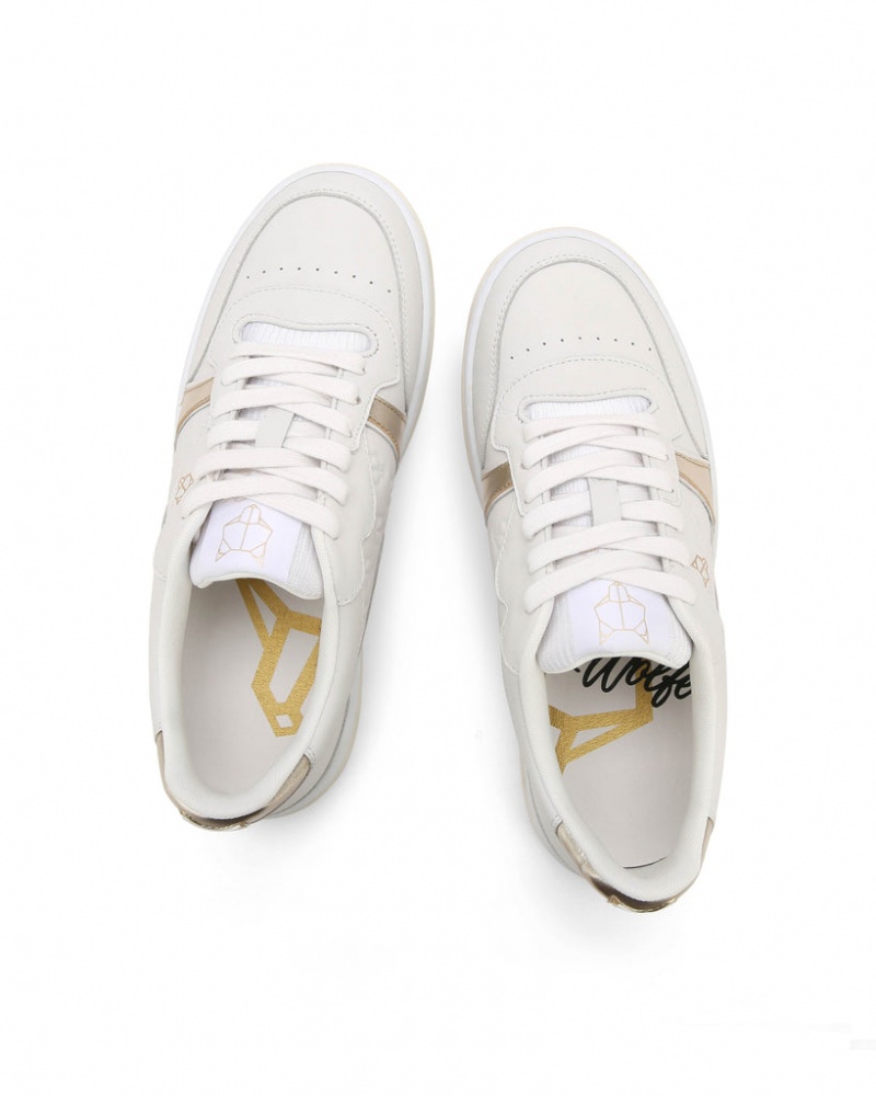 Naked Wolfe Flight Genysis Women's Sneakers White / Gold Singapore | B9H-5471